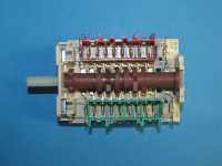 ПЕРЕКЛЮЧАТЕЛЬ